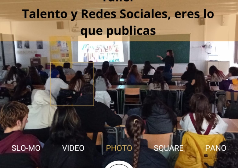 El alumnado del módulo de grado medio de Atención a personas en situación de dependencia del INS Montserrat Roig participan en nuestro Taller Talento y de Redes Sociales, ¡Eres lo que Publicas!